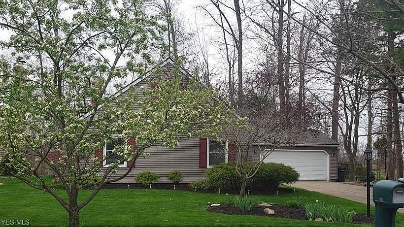 1st image of 444 Southwood Dr