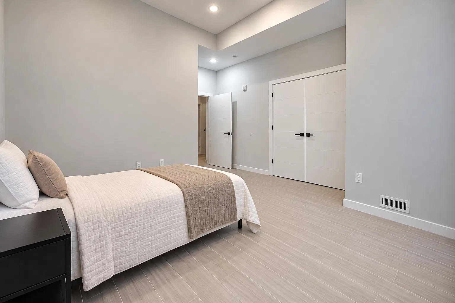 2 bed, $1,695 — Photo 4