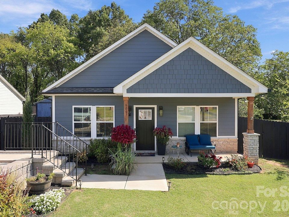 1st image of 1007 S Ridge Ave