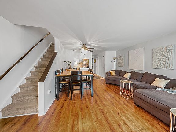 4th image of 564 Shepherd Ave