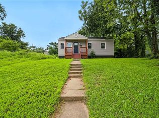 123 Ash Ave, Newport News, VA 23607
