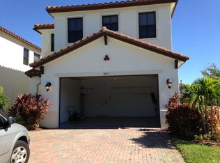 3823 SW 93rd Ln, Hollywood, FL 33025