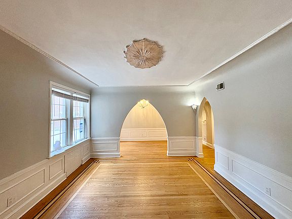 2nd image of 7550 Byron Pl #1W