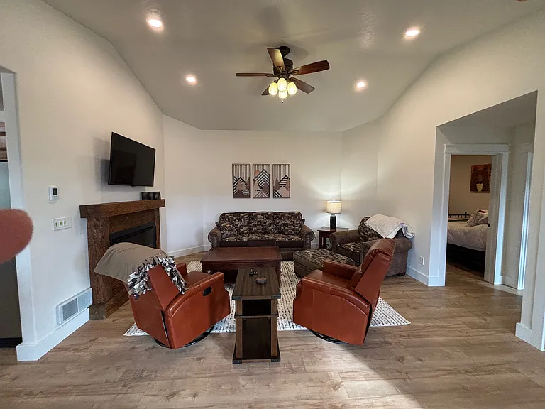 250 Eagles Nest Dr — Photo 8