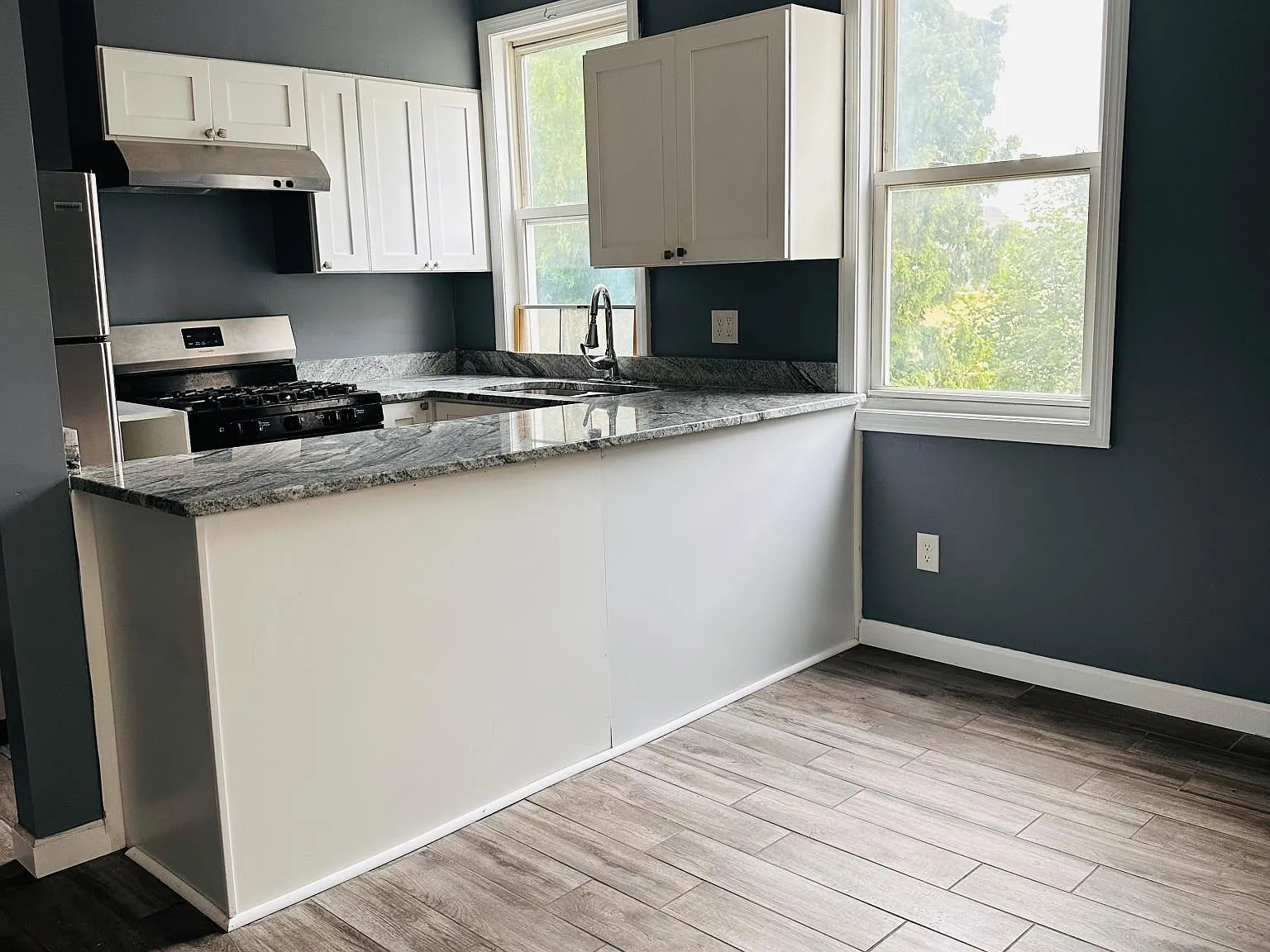 68 Abbott St — Photo 1
