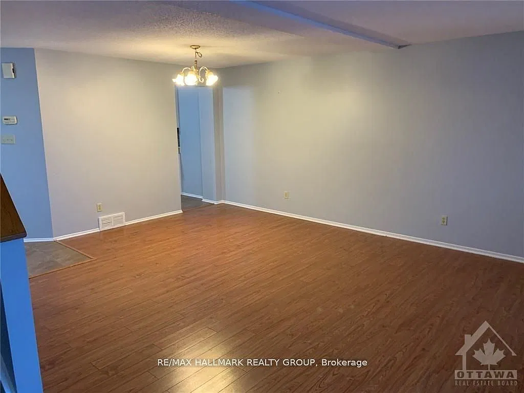 3 bed, $2,400 — Photo 4