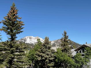 930 Links Way APT 930, Mammoth Lakes, CA 93546