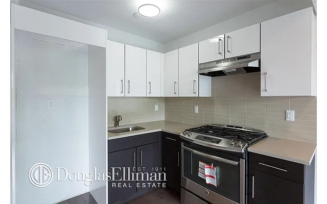 Sold by Douglas Elliman | media 7