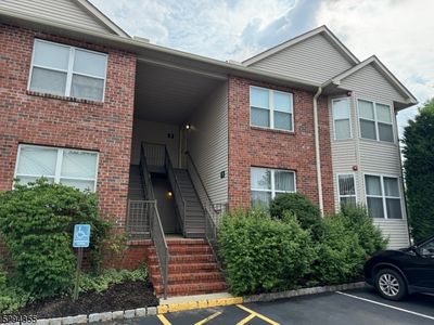 1 Jennifer Dr, East Hanover, NJ, 07936