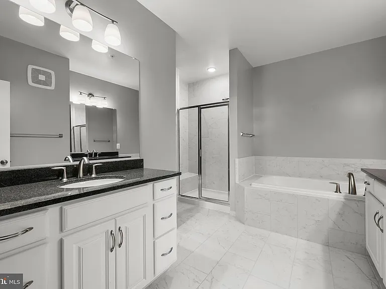 1304 Ribbon Limestone Ter SE — Photo 16
