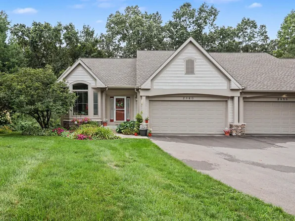 2860 Willow Lane Ct NE, Grand Rapids, MI 49525