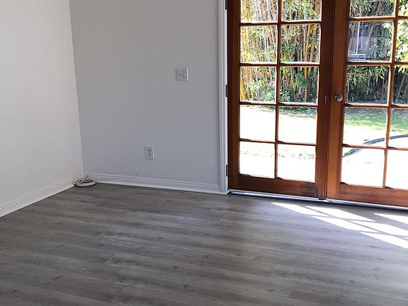 4th image of 2423 25th St