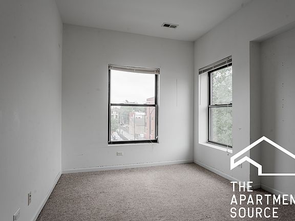 5th image of 1214 W Foster Ave #1B