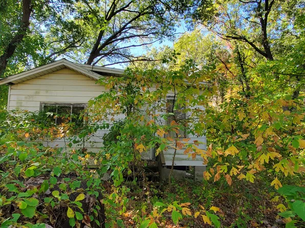 1601 Columbia Ave, Michigan City, IN 46360