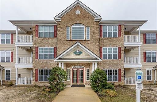 1st image of 121 Sophee Ln