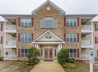 121 Sophee Ln, Lakewood, NJ 08701