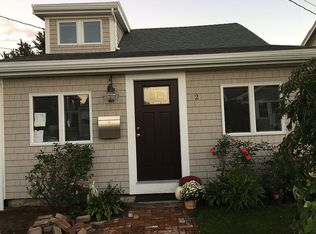 2 Standish Ave E, Kingston, MA 02364