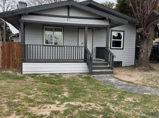 57 S 3rd St, Banning, CA 92220