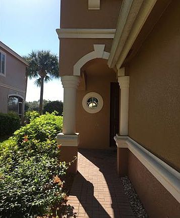 2nd image of 2436 Laurentina Ln