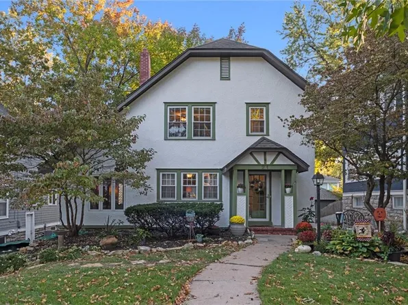 21 E 54th Ter, Kansas City, MO 64112