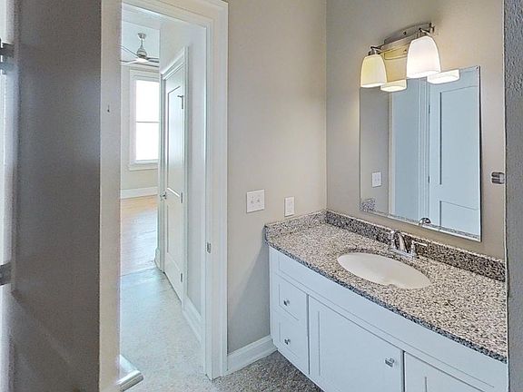 5th image of 203 9th St #4A