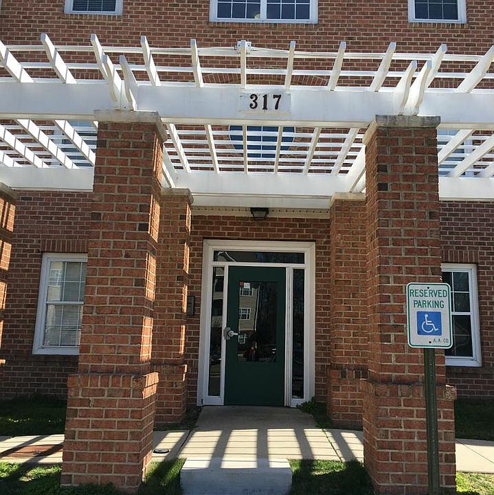 1st image of 317 Eagles Lndg Ct APT B