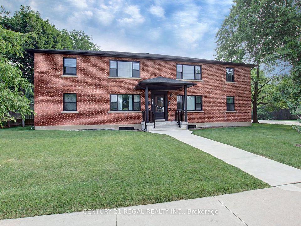 1st image of 2127 Harris Cres