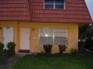 5403 NW 27th St, Lauderhill, FL 33313