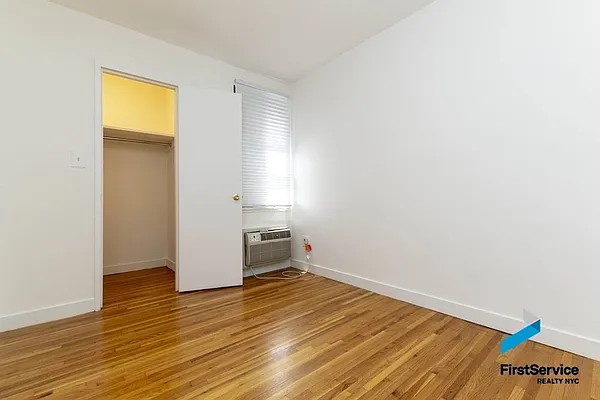 Rented by FirstService Realty (legacy) | media 21