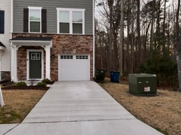 145 Big Woods Dr #22A