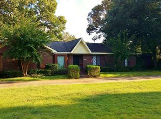 204 Tanglewood Dr, Warner Robins, GA 31093