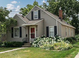 824 11th St NW, Rochester, MN 55901