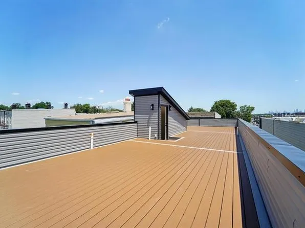 90 East 27th Street image 41 of 43