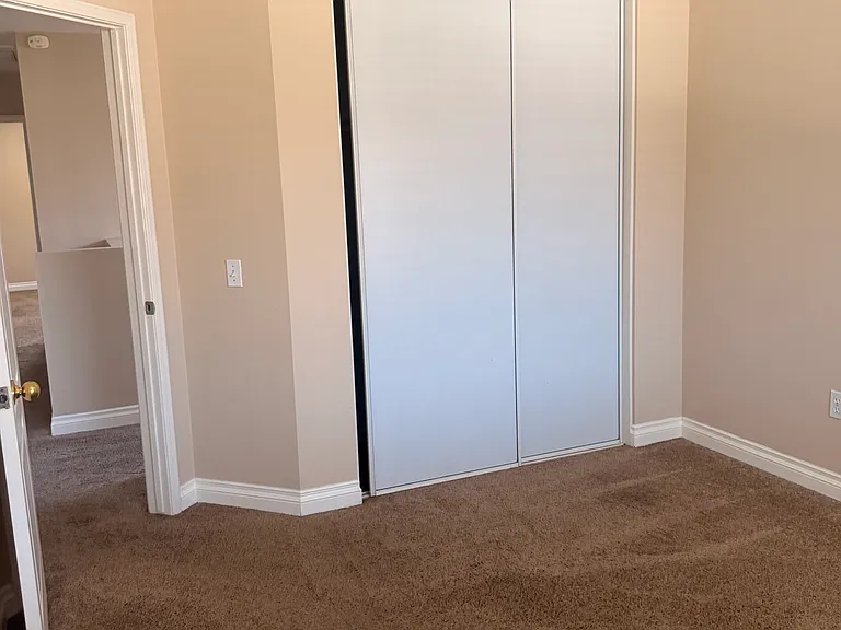 878 Rebecca Dr — Photo 8