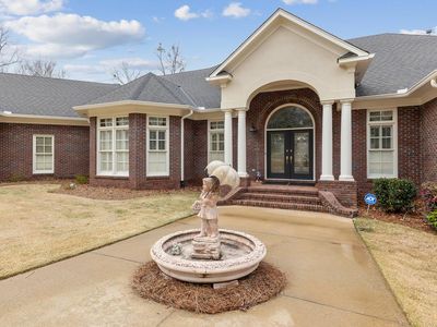 664 Sweetwater Dr, Cataula, GA, 31804