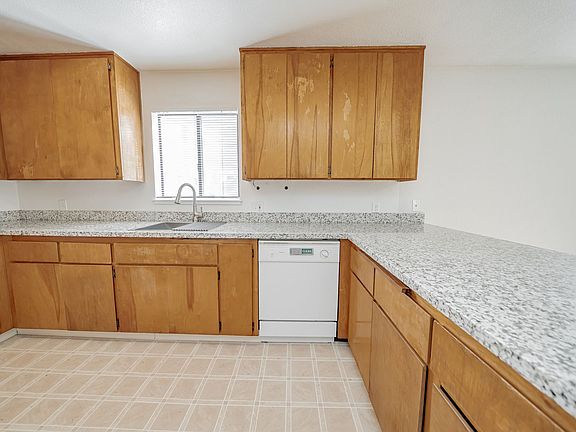 5th image of 427-437-439 Foothill Blvd #4271