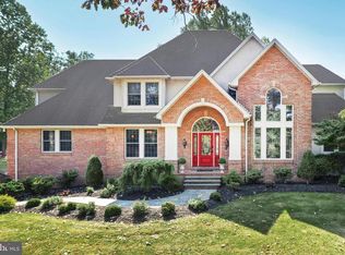 4578 Sportsman Club Rd, Spring Grove, PA 17362
