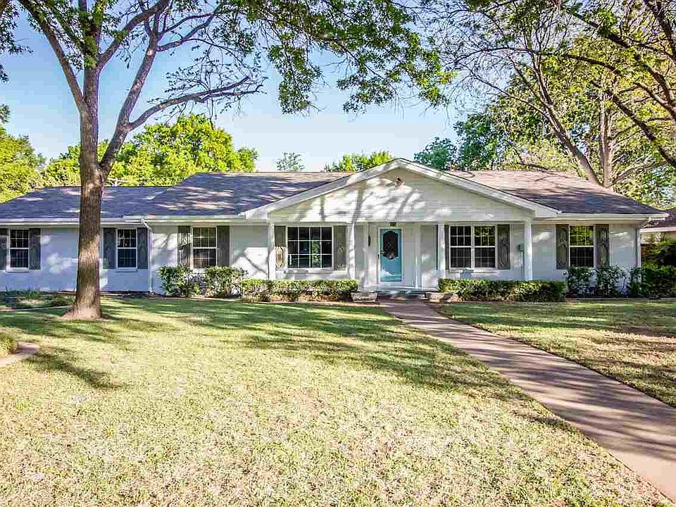 1st image of 4403 Cedar Elm Ln