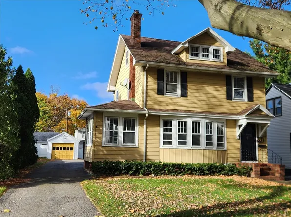 81 Lanvale Park, Rochester, NY 14617