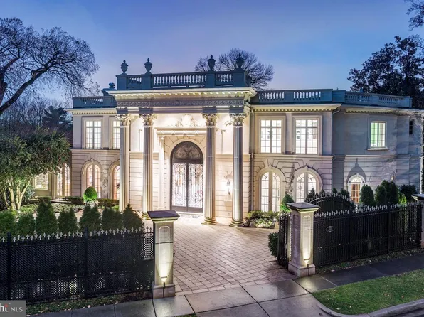 2221 30th St NW, Washington, DC 20008