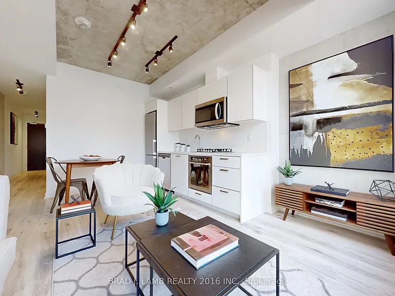 55 Ontario St #718 — Photo 6