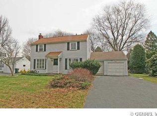 128 Cornwall Ln, Rochester, NY 14617