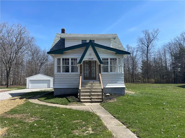 1349 E 300th St, Wickliffe, OH 44092