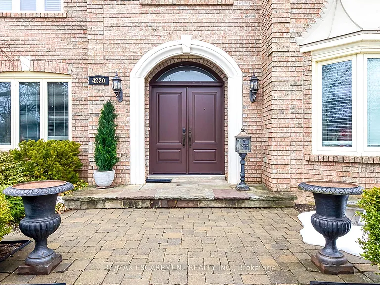 4220 Millcroft Park Dr — Photo 4