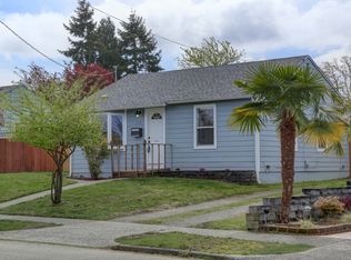233 SW 137th St, Burien, WA 98166