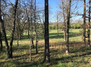 2204 Deer Valley Dr, West Plains, MO 65775