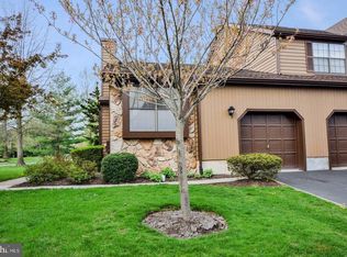 1 Danielle Ct, Lawrence Township, NJ 08648