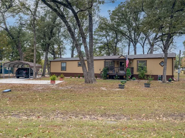 296 Rs County Rd #3319, Emory, TX 75440