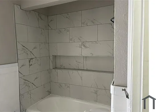 1071 Hillstone Rd — Photo 5
