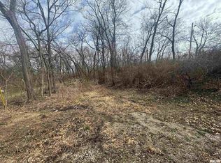 W Lonsdale Rd, Peoria, IL 61604